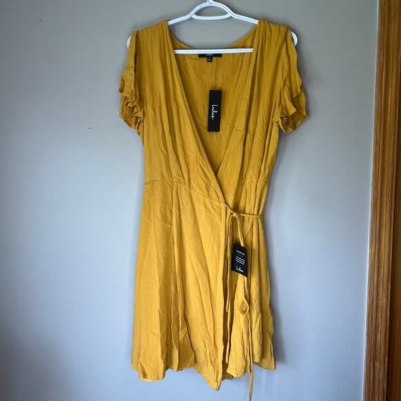 NWT! Lulus Mustard Yellow Short Sleeve Wrap Dress Size Small - Picture 12 of 12